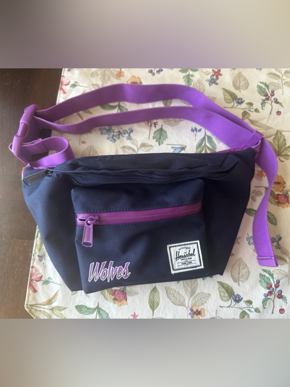 Herschel x NBA MN WOLVES *PRINCE Edition* Sling Fannypack